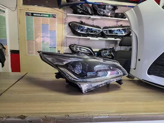 2023 TOYOTA STARLET HEADLIGHT RIGHT SIDE FOR SALE