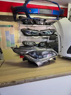 2023 TOYOTA STARLET HEADLIGHT RIGHT SIDE FOR SALE