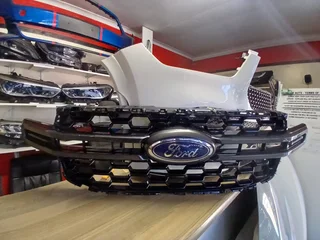 2023 FORD RANGER NEXT GEN T9 MAIN GRILL FOR FRONT BUMPER