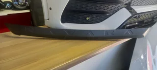 2020 Nissan Navara Bonnet Moulding For Sale