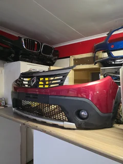 2014 RENAULT SENDERO STEP WAY FRONT BUMPER COMPLETE FOR SALE