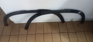 2019 Black Gloss Land Rover Defender Wheel Arches Left And Right