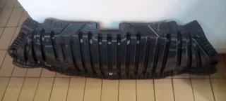 2017 W205 MERCEDES BENZ ENGINE UNDER COVER FOR SALE