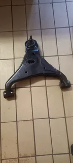 T7 2017 FORD RANGER RIGHT SIDE CONTROL ARM