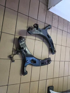 2013 SUBARA OUTBACK 2.0TDI CONTROL ARMS LEFT AND RIGHT