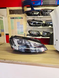 2017 VW GOLF 7 XENON HEADLIGHT FOR SALE