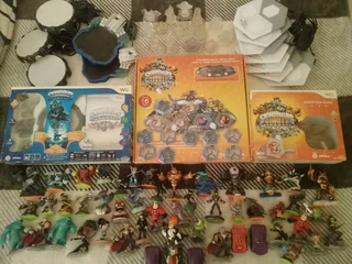 Skylanders and Disney infinity