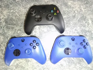 Xbox series remotes