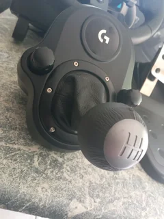 Logitech G920 like new in boxes