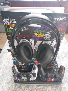 PlayStation 5 with 2 remotes and pulse headset