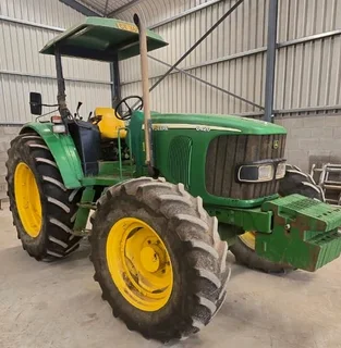 John Deere 6420