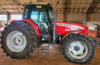 Massey Ferguson 6475