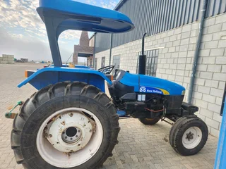 New Holland TT75