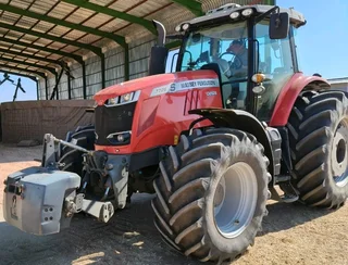 Massey Ferguson 7726S