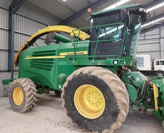 John Deere 7850
