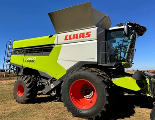 Claas Lexion 7600