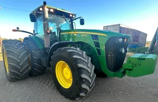 John Deere 8345R