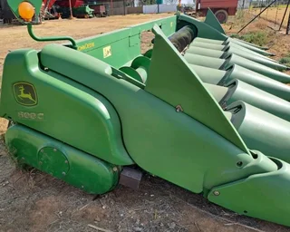 John Deere 608C