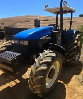 New Holland TS 120