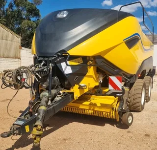 New Holland 1290 HD BigBaler