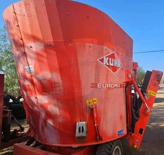 Kuhn Euromix 1270