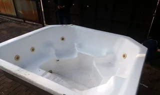 6 Seater with recliner Jacuzzi