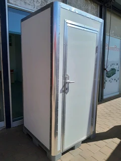 VIP MOBILE PORTABLE TOILETS (SINGLE)