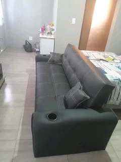 leather couch (black)