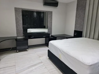 Interior Designers and Customised Furniture