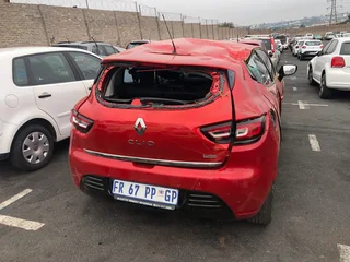 2017 Renault Clio for stripping