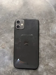 Black Iphone 11,  64 GB R4000