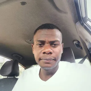 Bolt and Uber driver