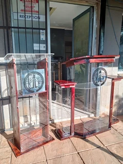 Wingstyle And H-shape Combo At Pulpits And Podiums