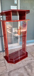 Half Dec With Cherry Wood Pulpits And Podiums