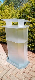 CUSTOM-DESIGNED HALF-DEC PULPITS AND PODIUMS