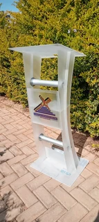 BLACK C-SHAPE PULPITS AND PODIUMS