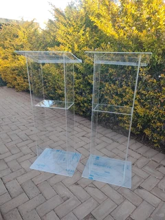 Deal 3 = 2 X U-shape Pulpits And Podiums