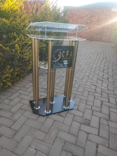 A Lovely Rose Gold Six-leg Pulpit With Wooden Black Base