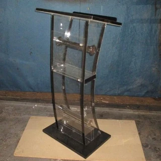 C-shape Pulpits With Big Black Strips And A Black Top And Base