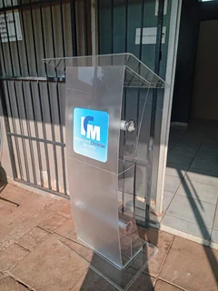 Full Frosted Front C-shape Pulpits And Podiums