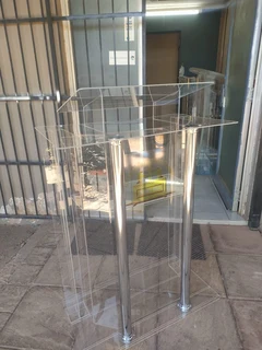 Custom Designed Half Dec Podium With 2 Poles