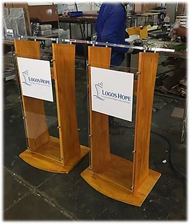 H-shaped Podiums With Acrylic And Wood