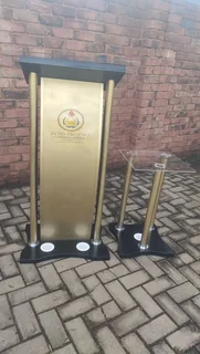 Custom C With 2 Poles Combo Includes Side Table