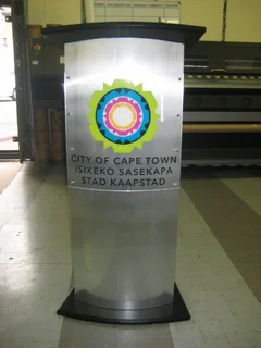 Lovely Aluminium Podium Creating An Elegant Look