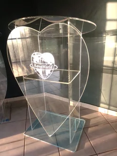 Display Your Love With This Lovely Acrylic Podium