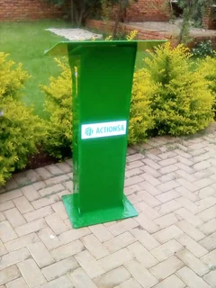 A CUSTOM DESIGNED INDUSTRIAL PODIUM TO MAKE ANY SPEAKER PROUD