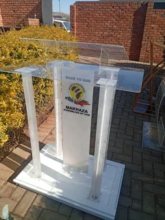 A Comfortable Litlle Pulpit With Led Lights Providing A Stunning View