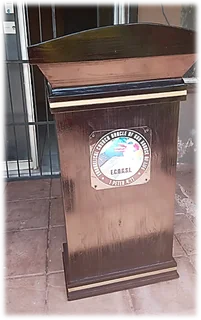 Parliamentary Type Wooden Podium With Golden Trimmings