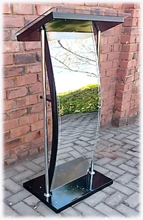 Stand Bold SSpeak clearly on The Lumina Stand Podium.