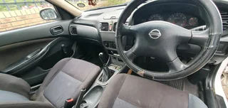 Nissan Almera 1.6 comfort